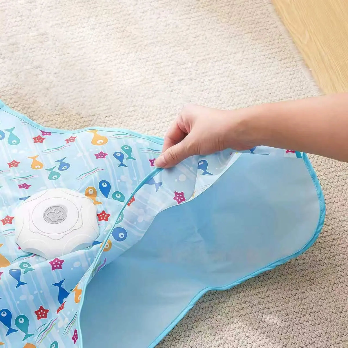 Interactive Hide and Seek Cat Toy, USB Rechargeable Automatic Toy with Moving Feather, Enrichment Toy for Indoor Cats & Kittens